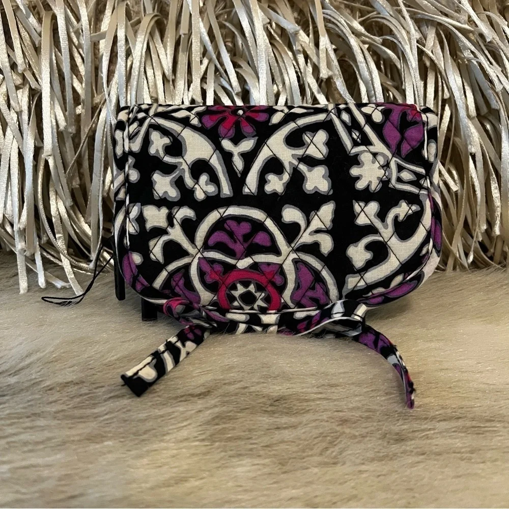 VERA BRADLEY Scroll Medallion Jewlery Case Cosmetic Bag Purple Pink Black Travel